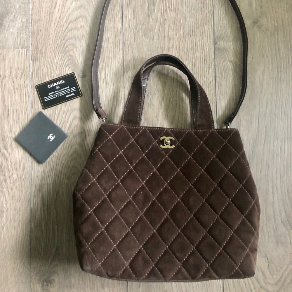 Chanel matelasse crossbody/shoulder bag